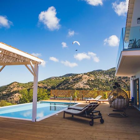 Villa Fabiana Kalamítsi Екстериор снимка