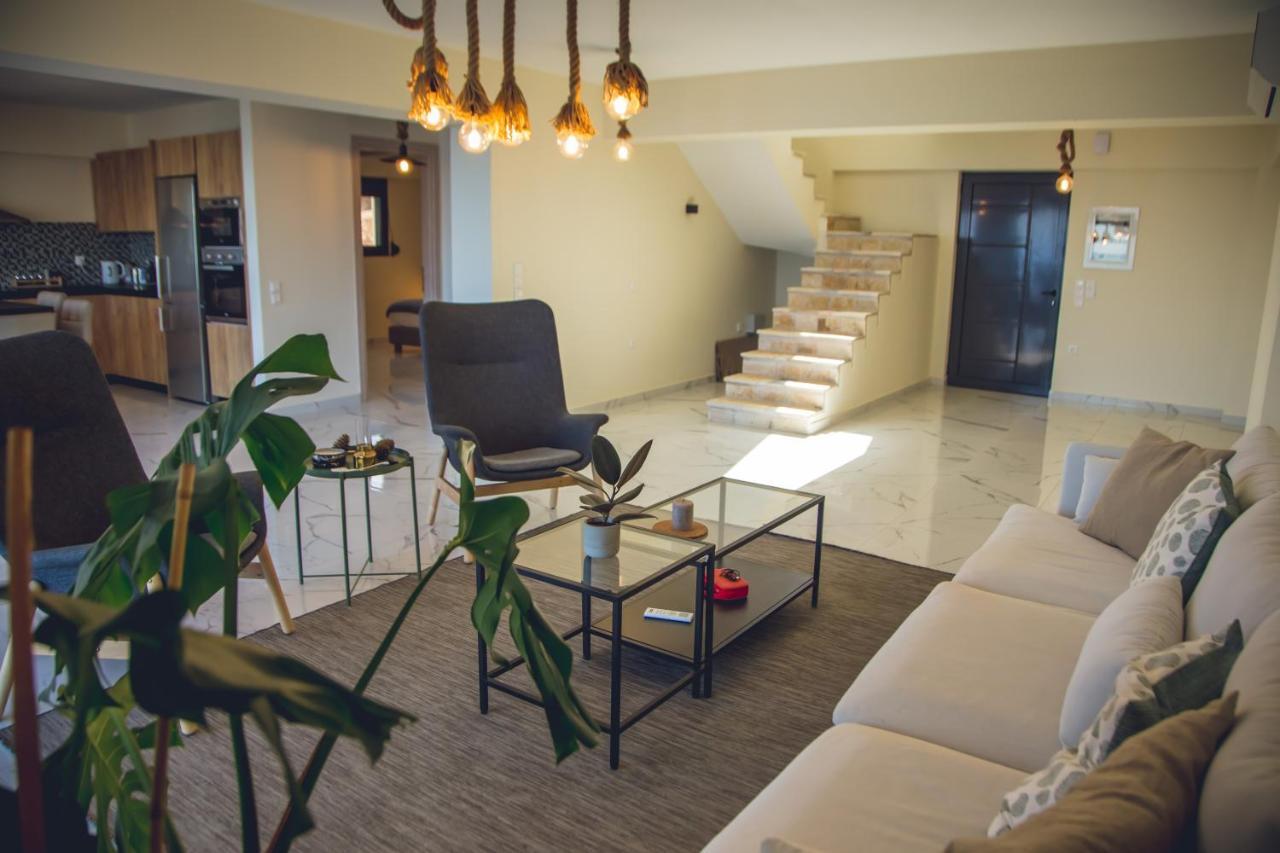 Villa Fabiana Kalamítsi Екстериор снимка