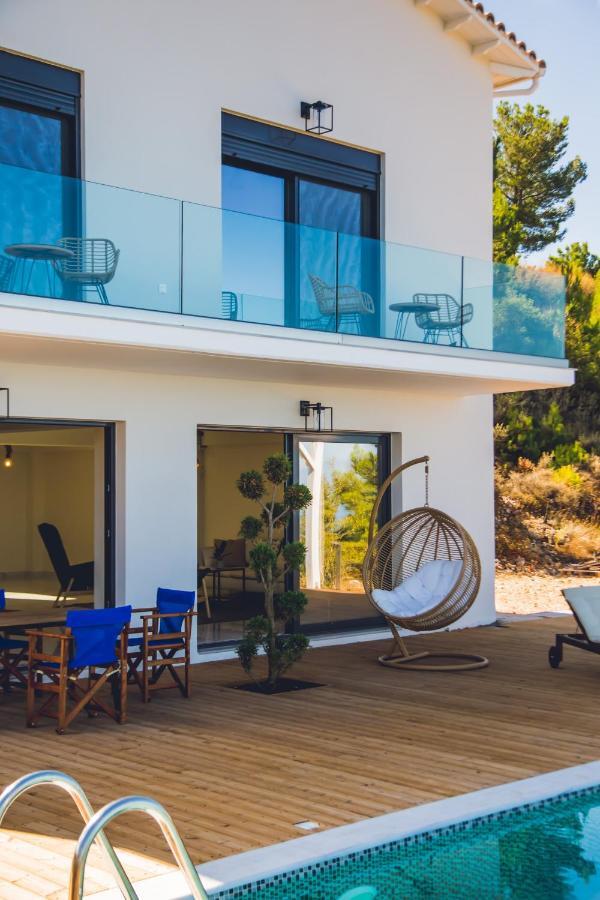 Villa Fabiana Kalamítsi Екстериор снимка