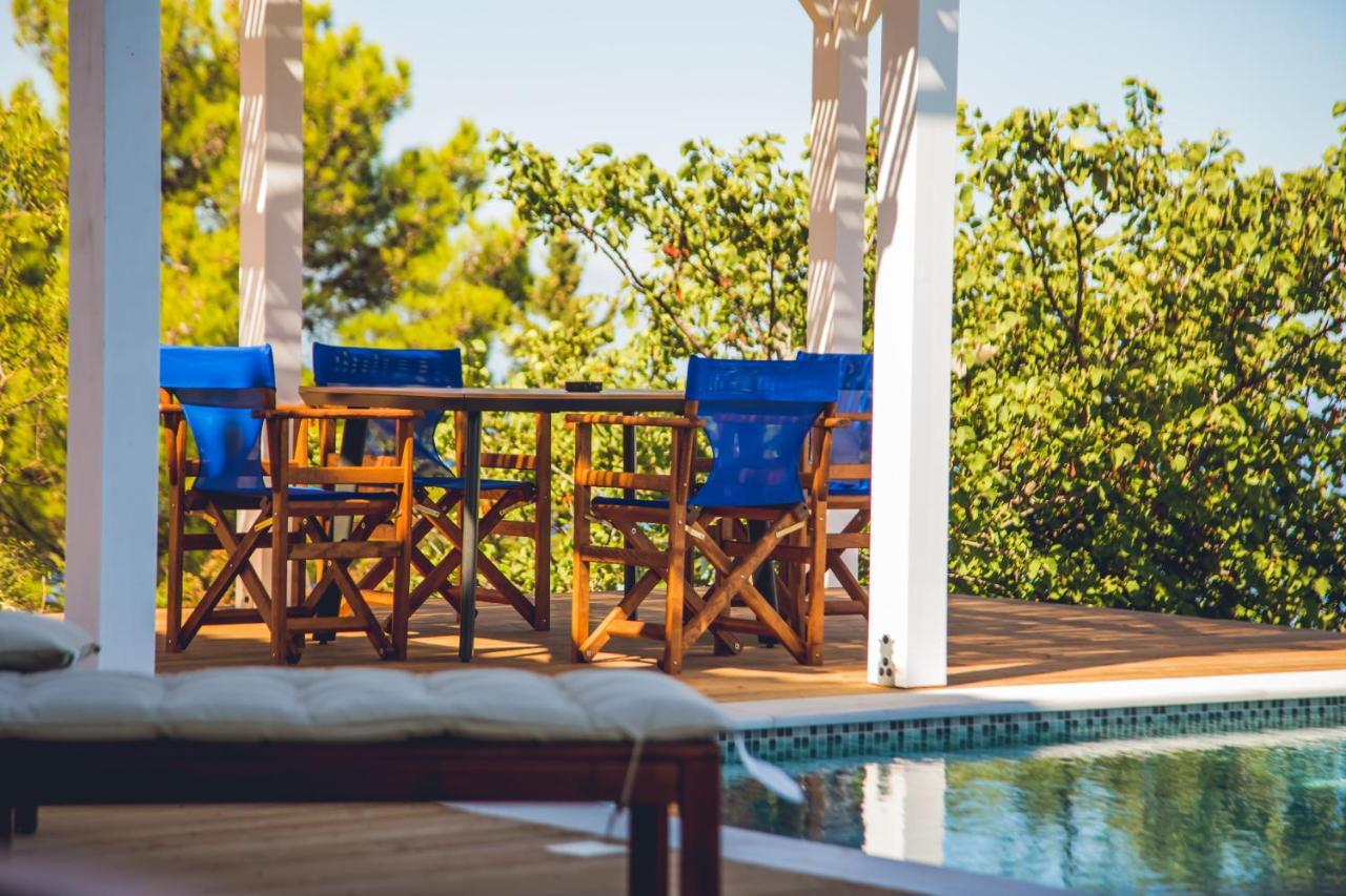 Villa Fabiana Kalamítsi Екстериор снимка